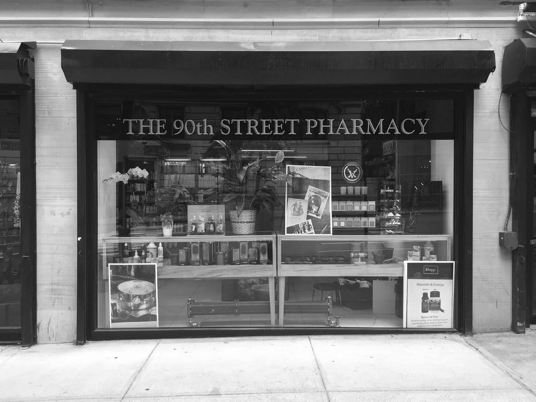 The exterior of 90th Street Pharmacy
