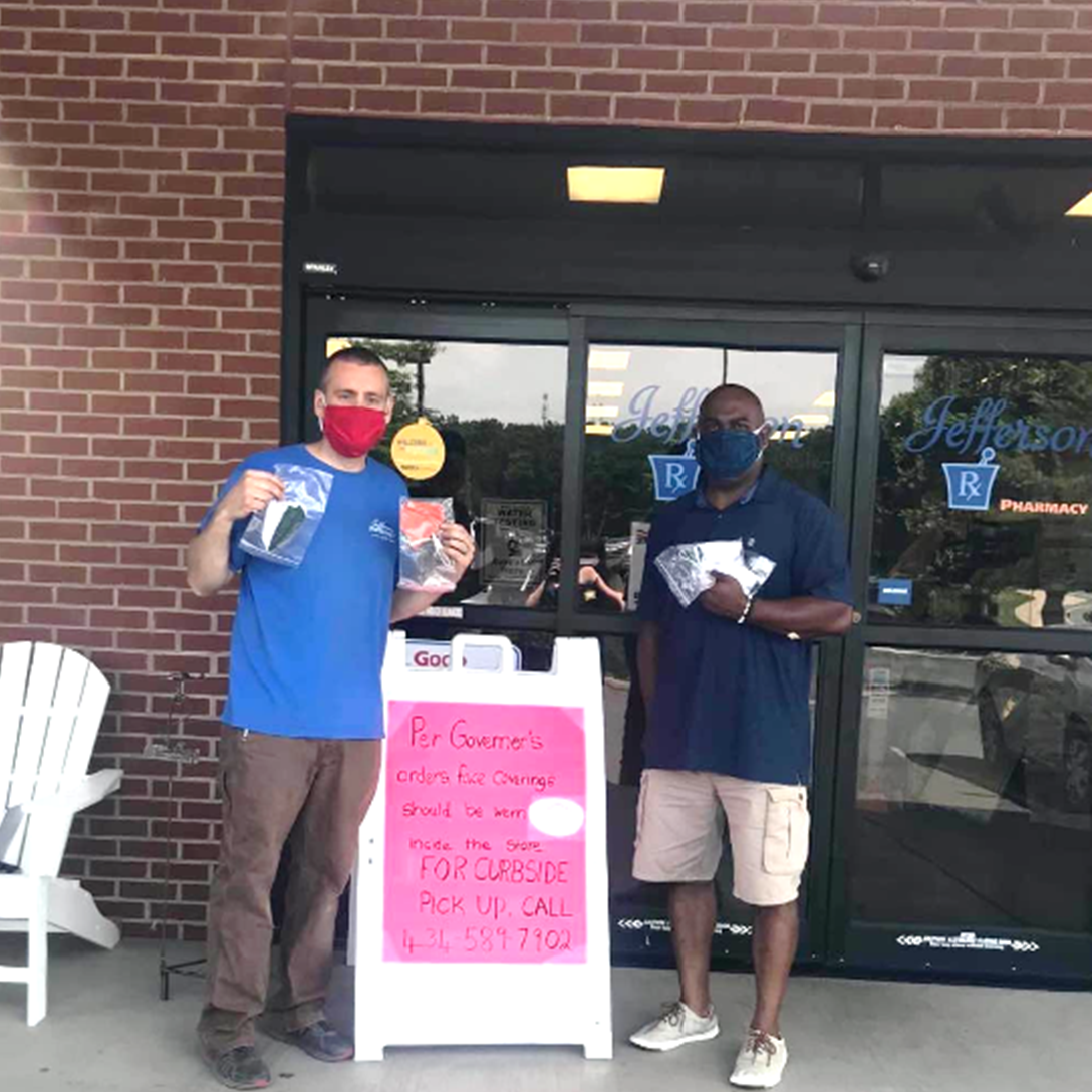 Jefferson Pharmacy handing out free face masks to their community